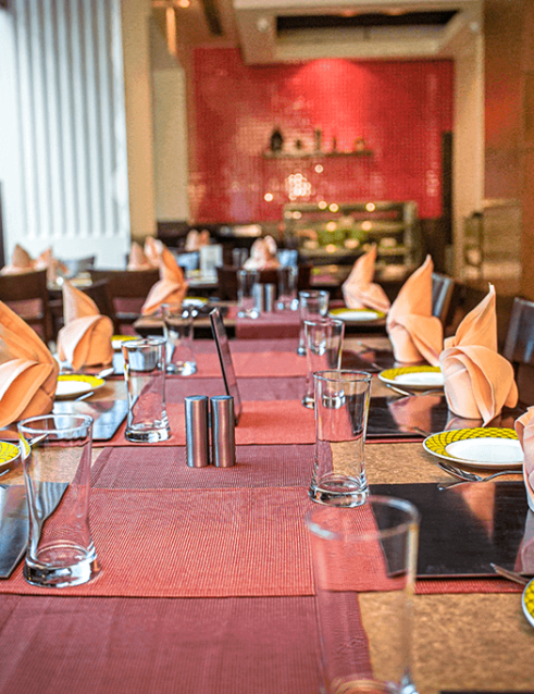 Best dining restaurant hotel delhi for lunch
