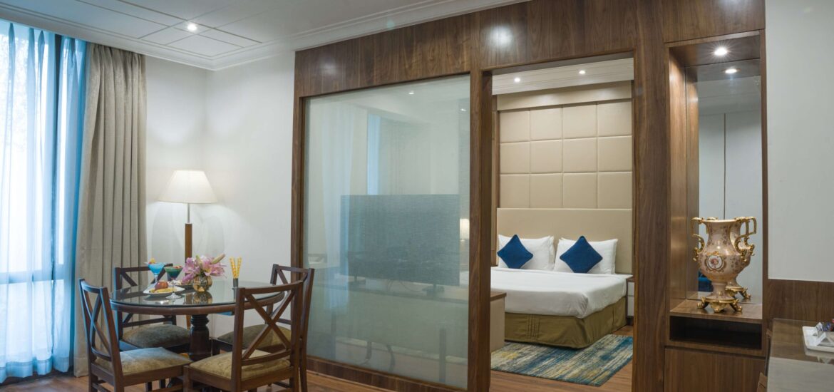 Hotel in delhi pitampura